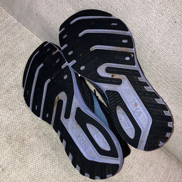 Brooks women’s size 8 Wide speed neutral Launch 9 Athletic running shoes - Picture 4 of 15